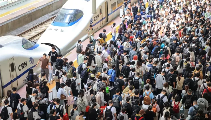 Çin’de Demiryolu Seyahatleri Yılın İlk 11 Ayında 4,28 Milyara Ulaşarak Rekor Kırdı