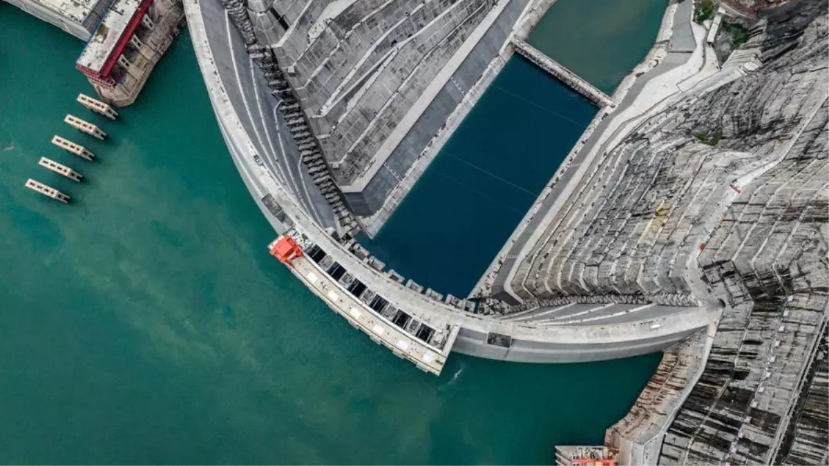 Çin’in Sichuan Eyaletinin Hidroelektrik Kurulu Gücü 100 Milyon Kilovatı Aştı