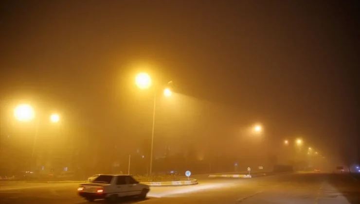 Çorum’da sis etkili oldu