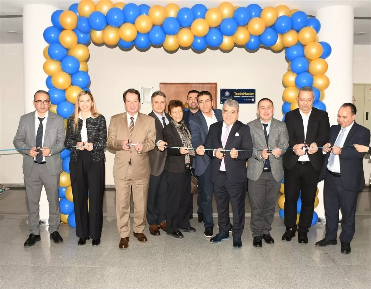 Dicle Üniversitesi’nde “TradeMaster Finans Laboratuvarı” hizmete açıldı