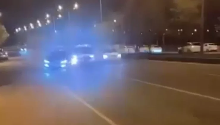 Diyarbakır’da yarışan 3 aracın karıştığı kaza kamerada: 3 yaralı