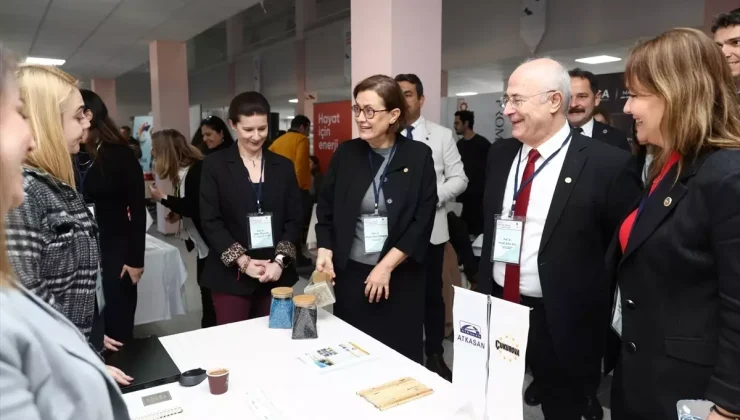 Dokuz Eylül Üniversitesi Kariyer Zirvesi 2025 başladı