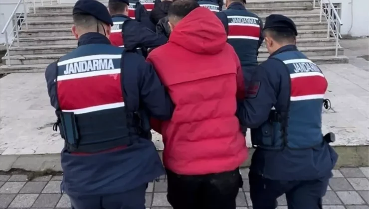 Edirne’de yurt dışına kaçmaya çalışırken yakalanan 5 şüpheli tutuklandı
