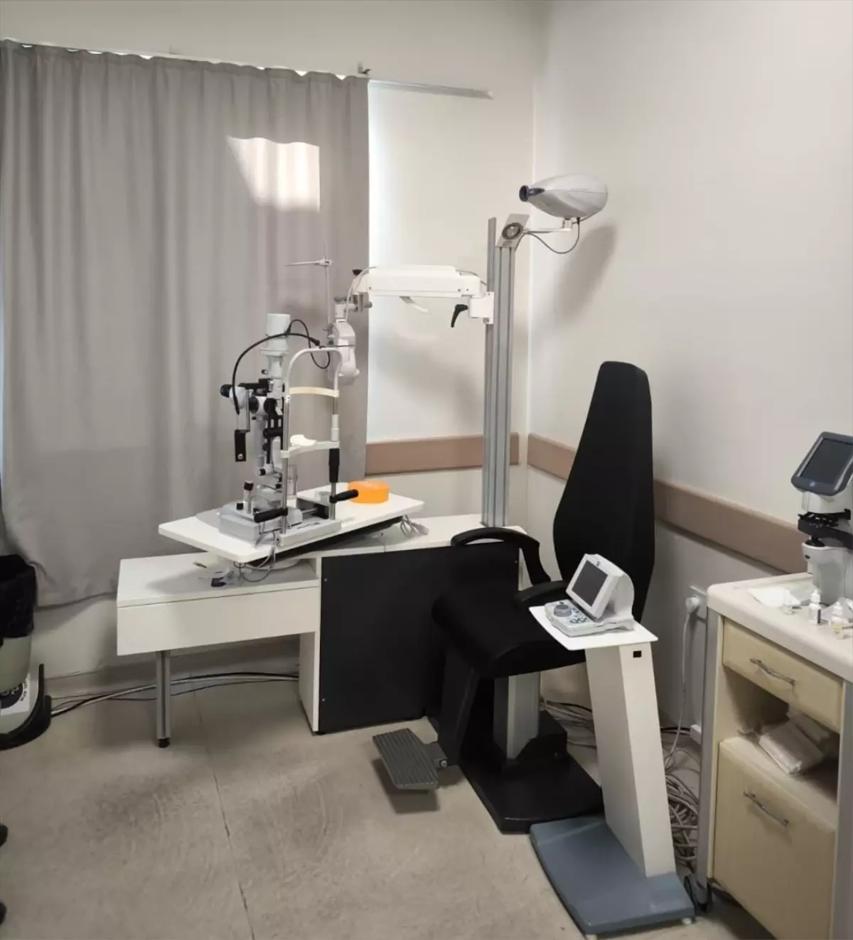 Elmalı’da devlet hastanesine tıbbi cihaz desteği