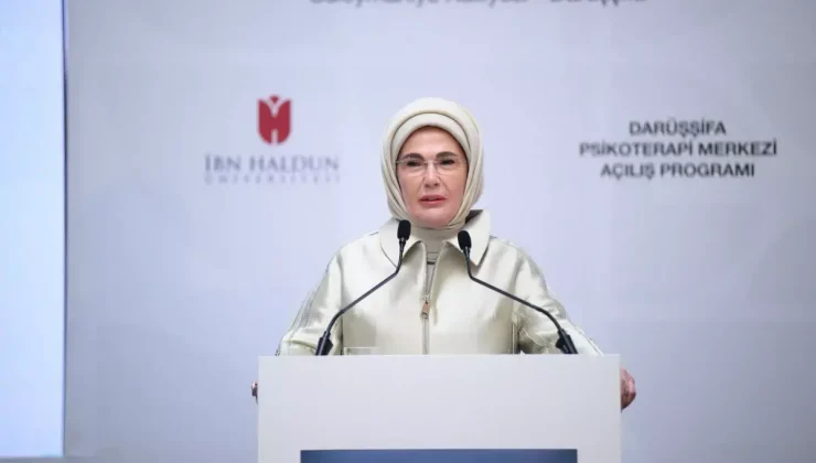 Emine Erdoğan, İHÜ İPAM Darüşşifa Psikoterapi Merkezi’nin açılışına katıldı