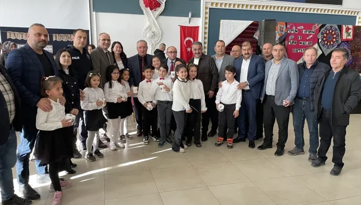 Erdemli ilçesinde Tutum, Yatırım ve Türk Malları Haftası kutlandı