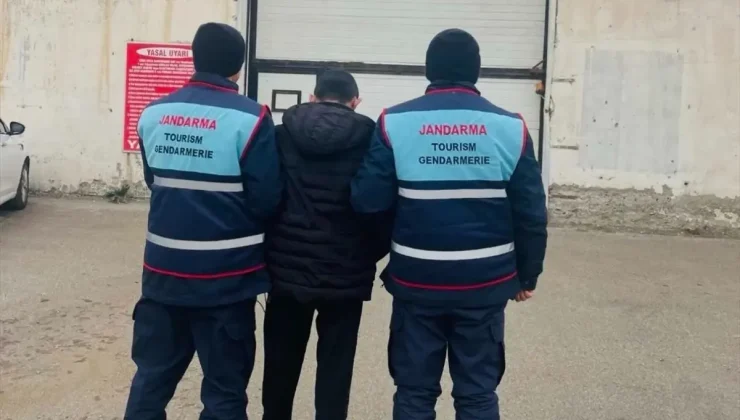 Erzurum’da 17 yıl kesinleşmiş hapis cezası bulunan firari yakalandı