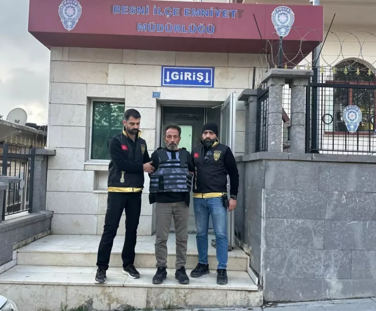 Eşi ve bacanağını öldürdükten sonra çorba içmeye gitmiş