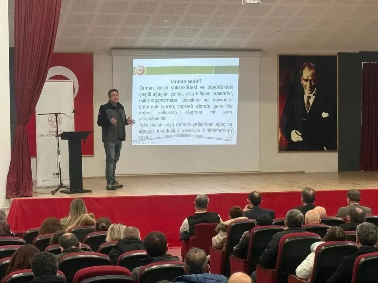 Eskişehir’de öğretmenlere orman yangınlarına karşı farkındalık eğitimi verildi