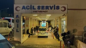 Görümce, akaryakıt istasyonunda eski yengesini bıçakladı