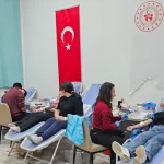 Gümüşhacıköy’de öğrencilerden Kızılay’a kan bağışı