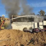 Hatay’da tamirhanedeki otobüste çıkan yangın söndürüldü