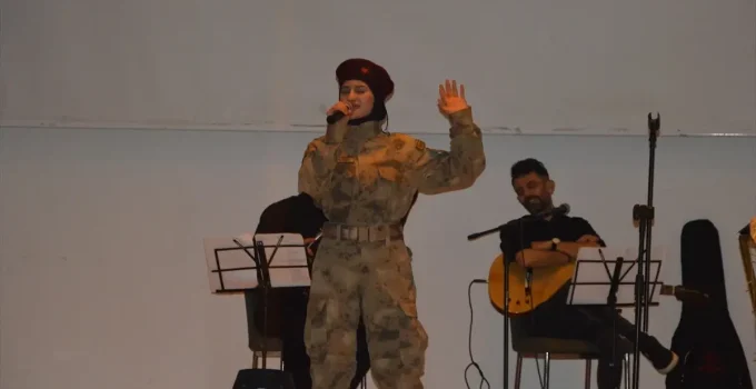 Havza’da “Şiirin Sesi, Ruhun Nefesi” şiir dinletisi düzenlendi