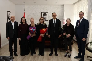 Hayırsever Tacir ailesinden İl Sağlık Müdürü Erşan’a ziyaret