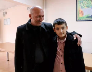 Irak’ta terör eyleminde kaçırılan çocuk, Türkiye’de ailesine kavuştu