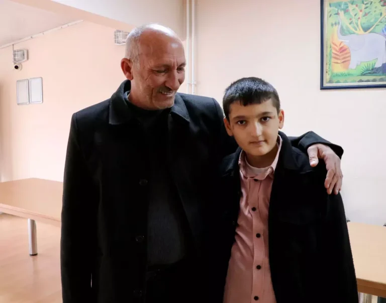 Irak’ta terör eyleminde kaçırılan çocuk, Türkiye’de ailesine kavuştu