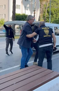 İş yerinde tartıştığı 2 kişiyi tabancayla öldürdü