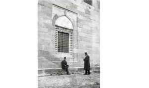 İstanbul Araştırmaları Enstitüsü’nün Arka Oda Toplantıları Devam Ediyor