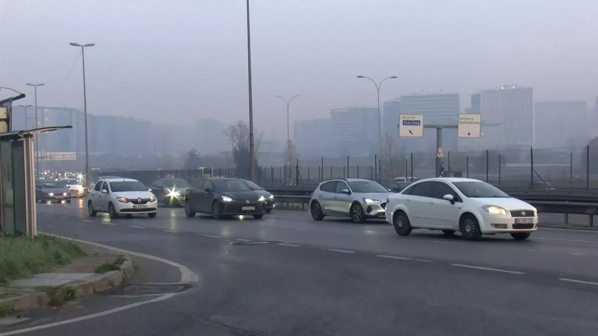 İstanbul’un bazı bölgelerinde sis etkili oldu