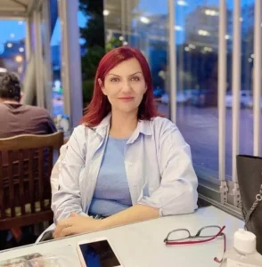 Kadın cinayeti davasında sanığa ‘iyi hal’ indirimi; anne sinir krizi geçirdi