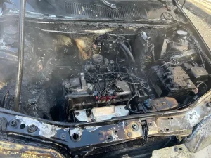 KARS’ta Trafikte Alev Alan Otomobil İtfaiye Tarafından Söndürüldü