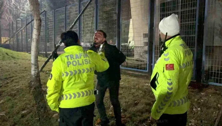 Kayseri’de polisin ‘dur’ ihtarına uymayarak, kaçan alkollü sürücü alkometreyi üflemek için direndi