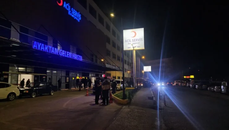 Kendisini ve çocuğunu darbettiğini öne sürdüğü kocasını bıçakla yaraladı