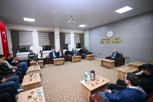 Kırklareli Valisi Turan, öğrenci yurdunda incelemede bulundu