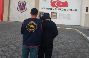 Kırşehir’de hakkında 3 yıl 9 ay kesinleşmiş hapis cezası bulunan firari yakalandı