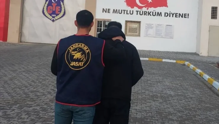Kırşehir’de hakkında 3 yıl 9 ay kesinleşmiş hapis cezası bulunan firari yakalandı