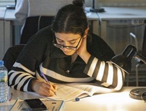 Kitap kurtları, İzmir’in kütüphanelerini çok sevdi