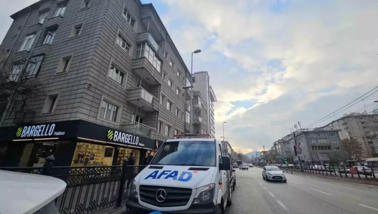 “Kolondan ses geliyor” ihbarı ekipleri alarma geçirdi