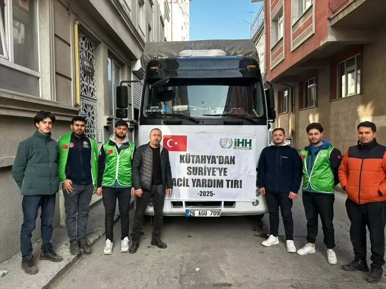 Kütahya’dan Suriye’ye yardım tırı gönderildi