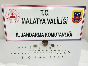 Malatya’da tarihi eser niteliğinde 43 parça ele geçirildi