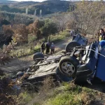 Manisa’da şarampole devrilen otomobilin sürücüsü yaralandı