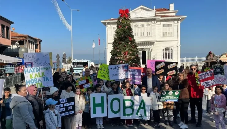 Mudanya’da öğrenciler, veliler ve öğretmenler sağlıklı yaşam için yürüdü