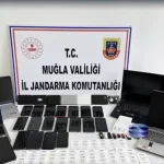 Muğla merkezli 3 ilde sahte yatırım siteleri ile dolandırıcılık; 10 şüpheli tutuklandı