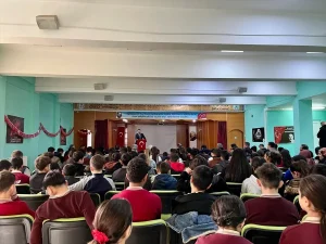 Niğde Adalet Komisyonu Başkanı Ünlü, öğrencilerle buluştu