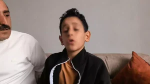 Okul müdürünün, öğrenciyi yakasından tutup yere savurduğu görüntülere inceleme