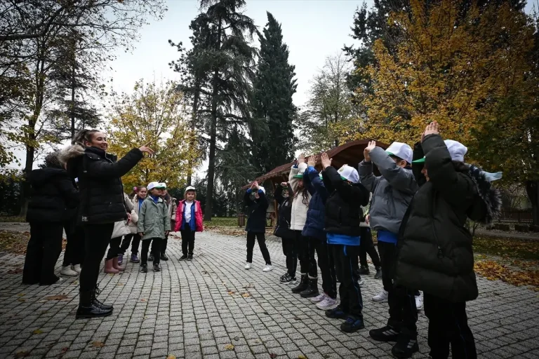 Orman akademisinde binlerce çocuğa doğa sevgisi aşılandı