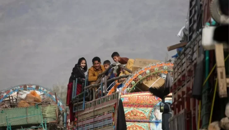 Pakistan Hapishanelerinden Salıverilen 167 Afganistan Vatandaşı Ülkelerine Geri Döndü