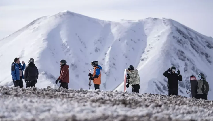 Palandöken, Türkiye’nin her tarafından kayakseverleri ağırlıyor