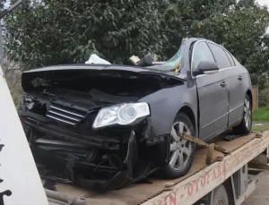 Sakarya’da otomobille tırın karıştığı kazada 1 kişi öldü, 1 kişi yaralandı