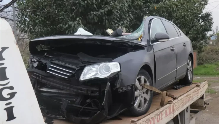 Sakarya’da otomobille tırın karıştığı kazada 1 kişi öldü, 1 kişi yaralandı