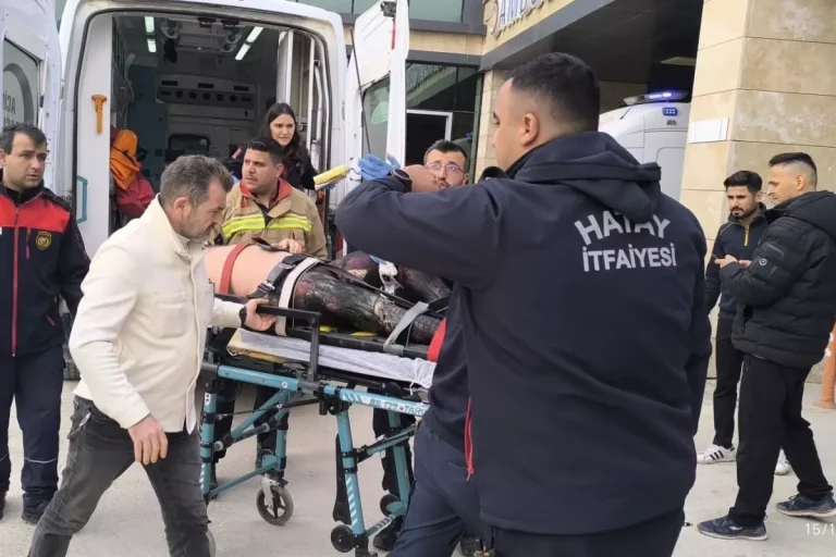 Samandağ’da Balık Avlarken Zıpkınla Yaralandı