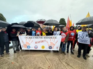 Samsun’da öğretmene şiddete sendikalardan ortak tepki