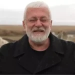 Sanatçı Onur Akın’a, klip çekimi sırasında at çarptı