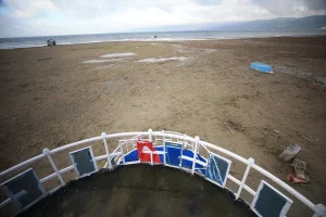 SAPANCA GÖLÜ ALARM VERİYOR – Sakarya’da sahil esnafı Sapanca Gölü için “can suyu” bekliyor