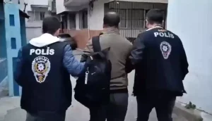 ‘Siber dolandırıcılık’ suçundan hapis cezasıyla aranan 4 firari yakalandı