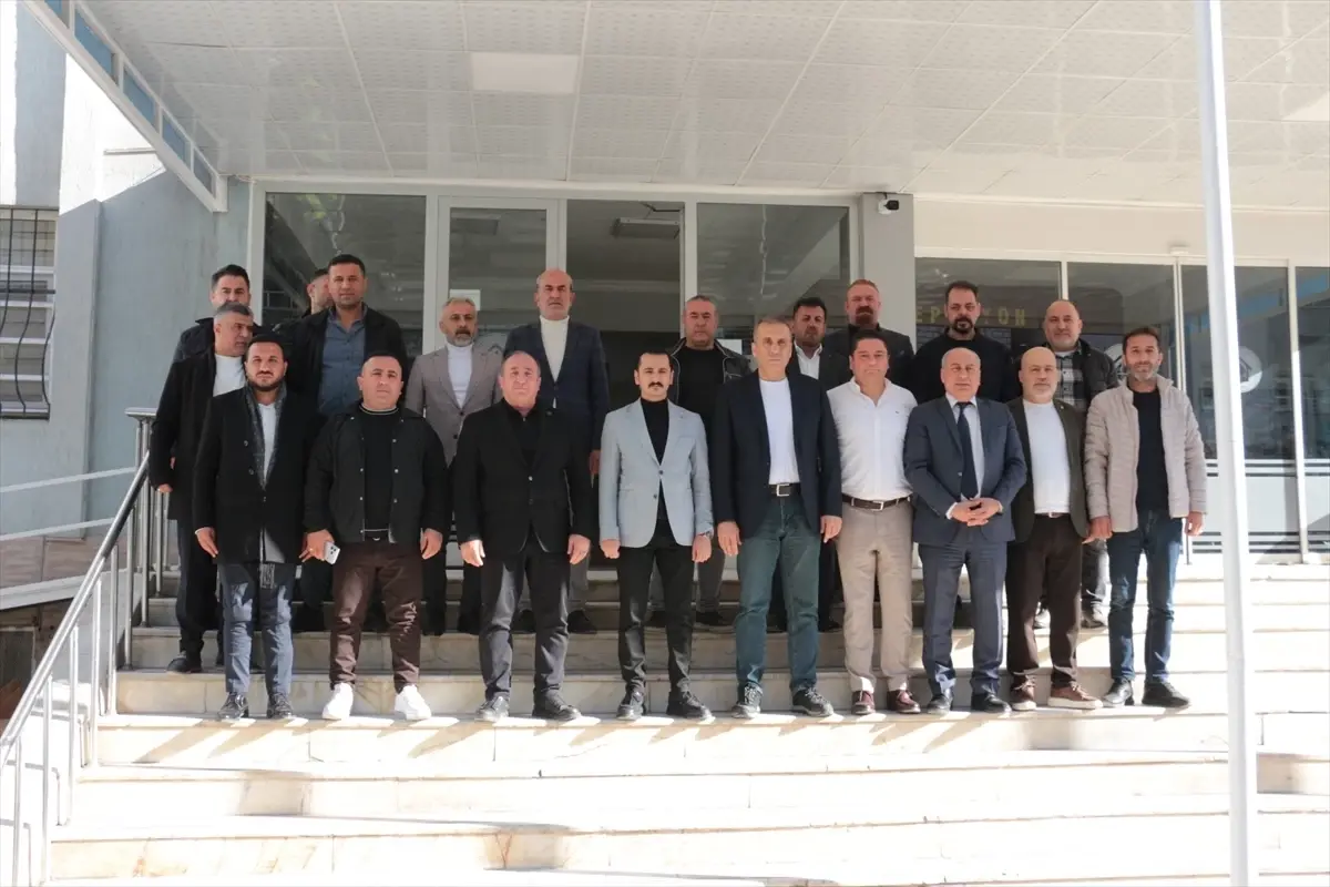 Şırnak İl Emniyet Müdürü Sazak, muhtarlarla bir araya geldi